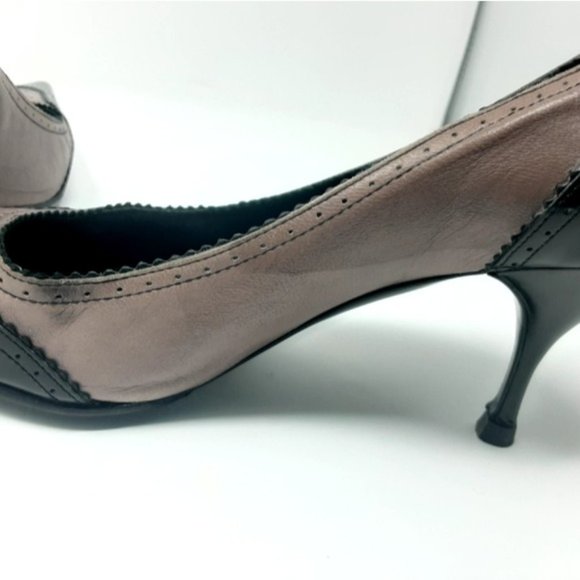 Prada Leather Oxford Pointy Pumps 37.5 - Picture 9 of 9